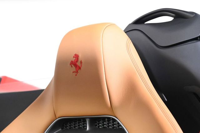 2025 Ferrari SF90 Spider Convertible - 23019418 - 19