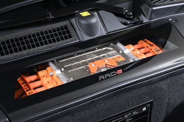 2025 Ferrari SF90 Spider Convertible - 22953529 - 26