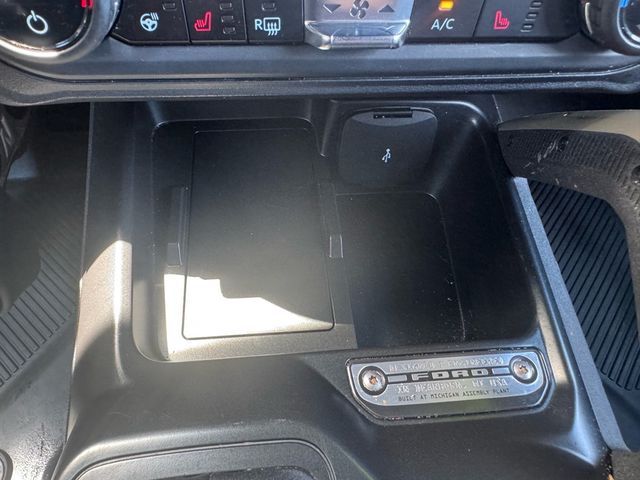 2025 Ford Bronco Badlands - 23014522 - 22