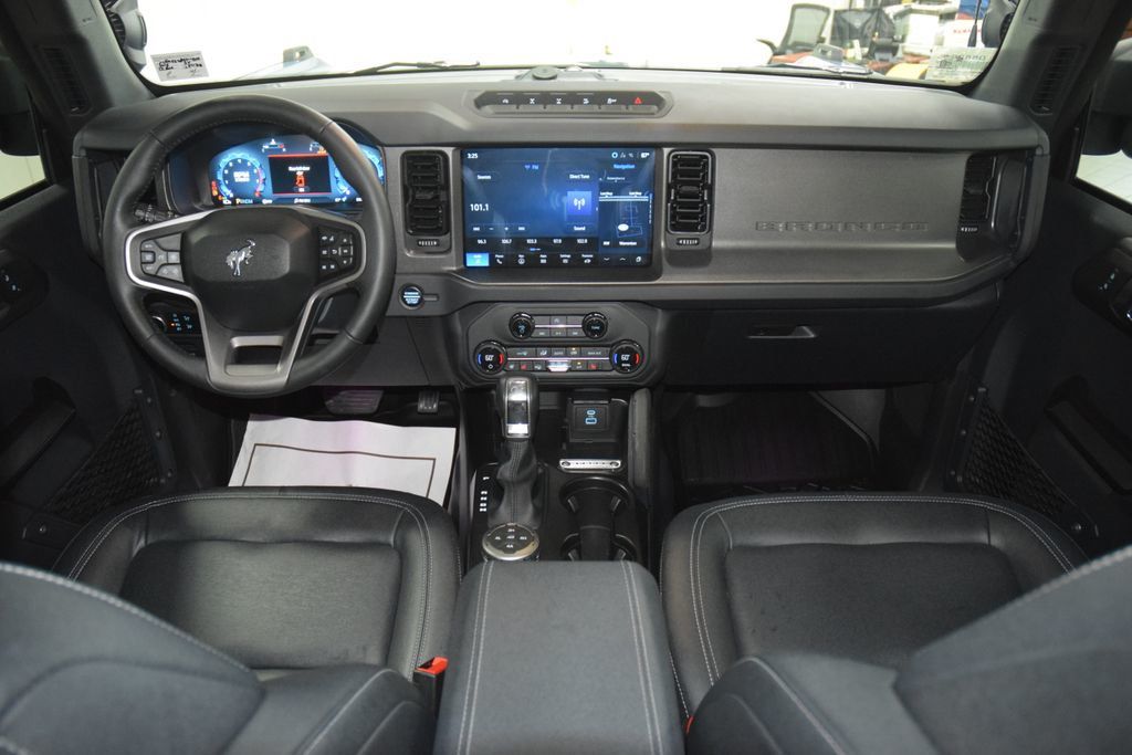 2025 Ford Bronco Badlands - 23030023 - 24