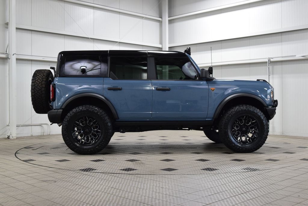 2025 Ford Bronco Badlands - 23030023 - 7