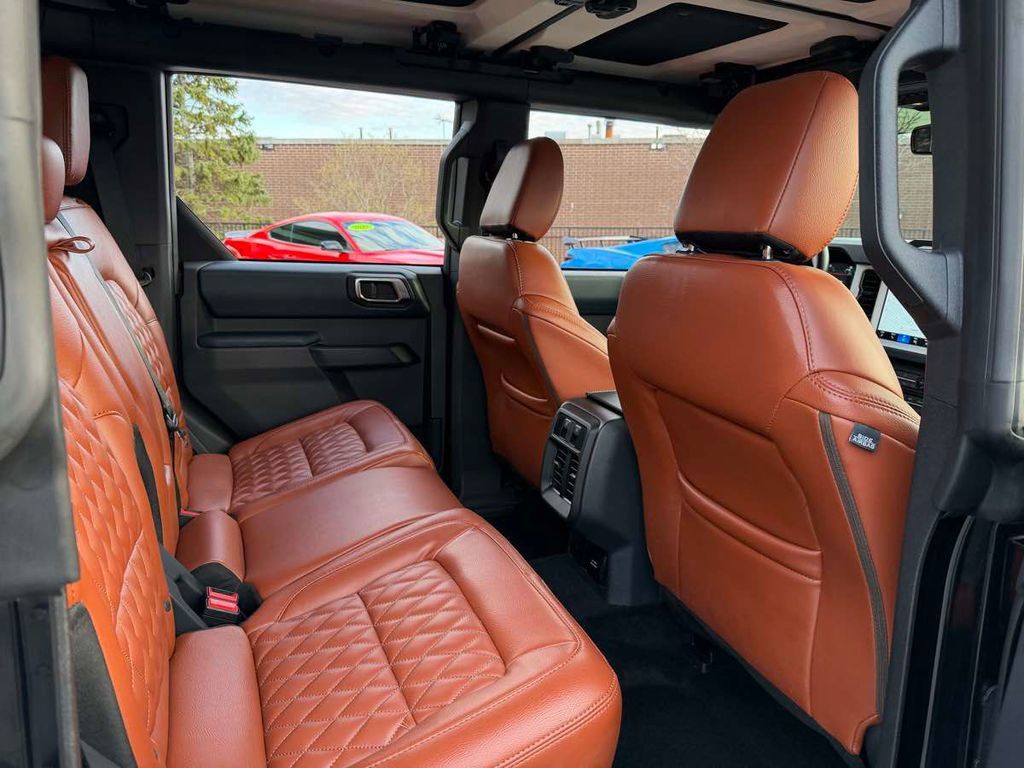 2025 Ford Bronco Heritage Edition - 23030778 - 16