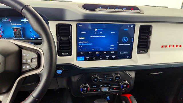 2025 Ford Bronco Heritage Edition 4 Door Advanced 4x4 w/ Dual Tops & Turbo V6 - 22992805 - 16