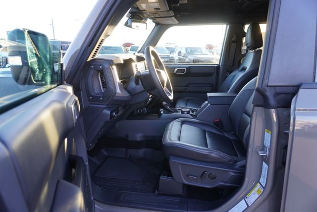 2025 Ford Bronco OUTER BANKS - 22963665 - 16