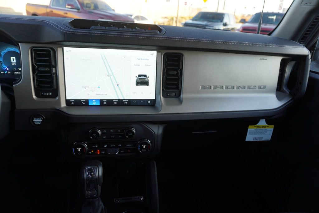 2025 Ford Bronco OUTER BANKS - 22963665 - 28