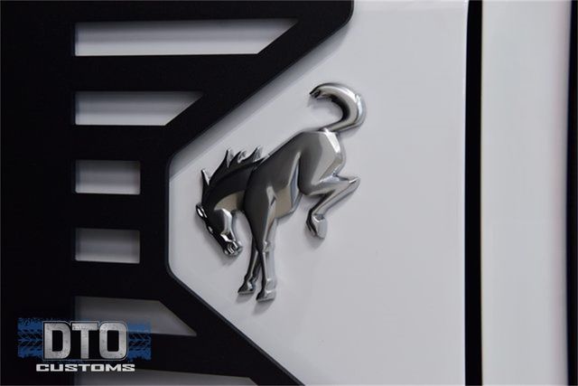 2025 Ford Bronco Outer Banks photo 18