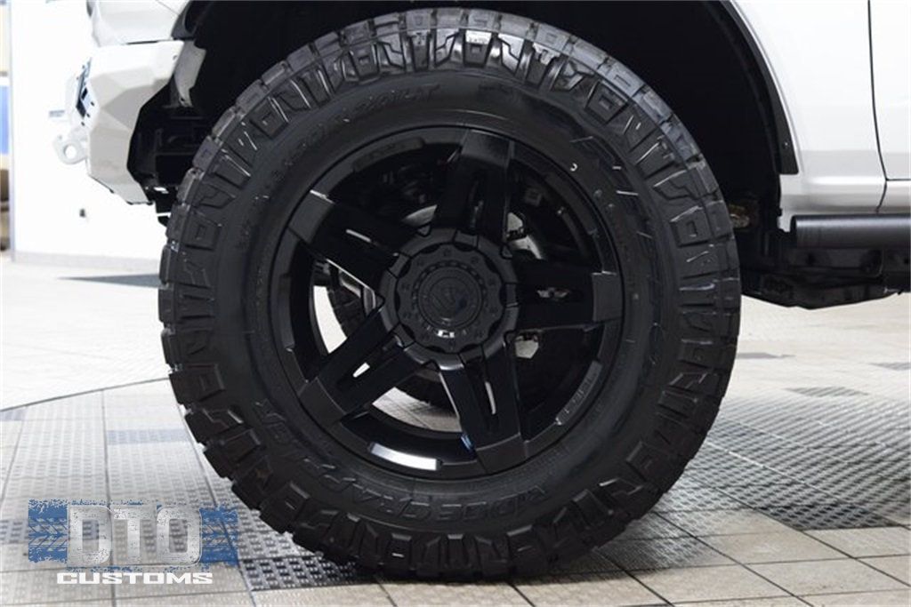 2025 Ford Bronco Outer Banks - 22874939 - 24