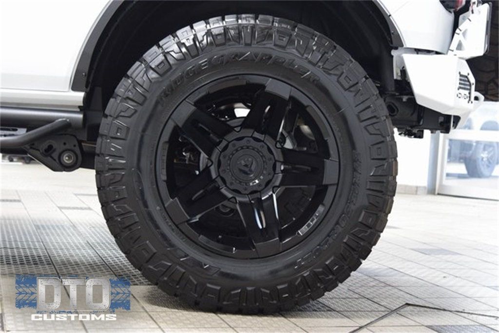 2025 Ford Bronco Outer Banks - 22874939 - 25