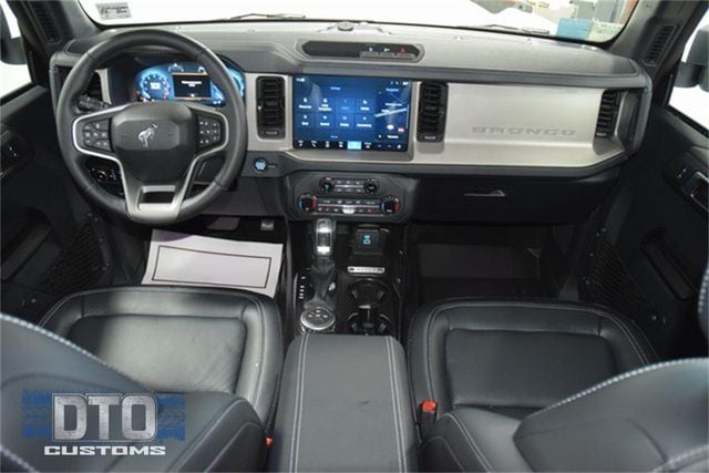 2025 Ford Bronco Outer Banks - 22874939 - 28