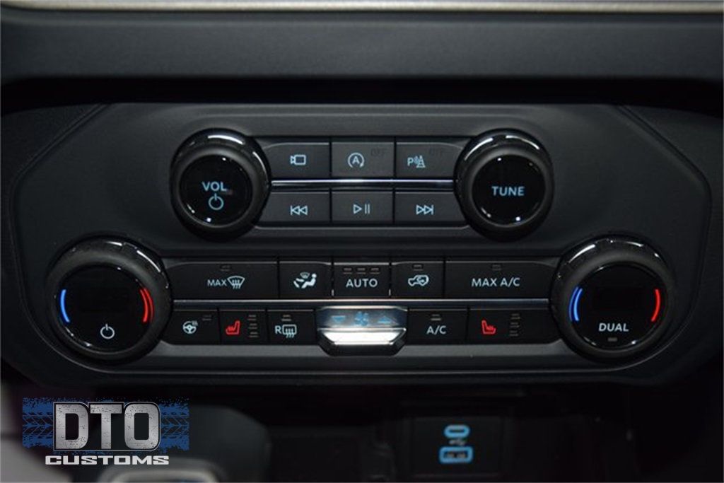 2025 Ford Bronco Outer Banks - 22874939 - 30