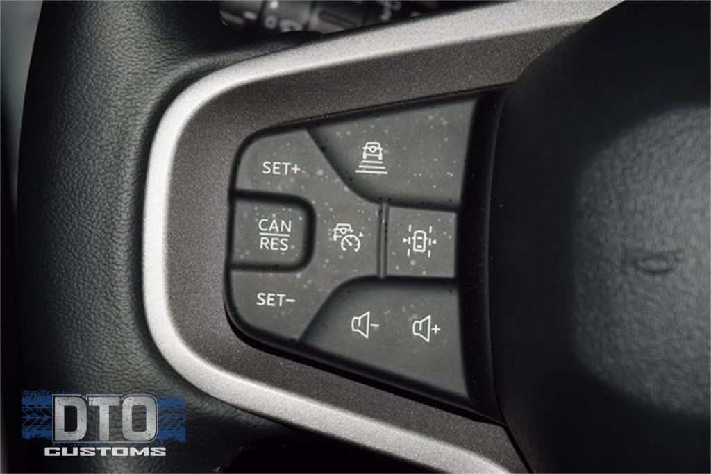 2025 Ford Bronco Outer Banks - 22874939 - 34