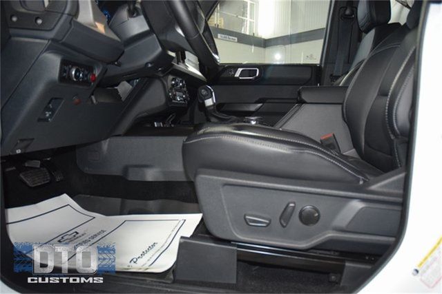 2025 Ford Bronco Outer Banks - 22874939 - 36
