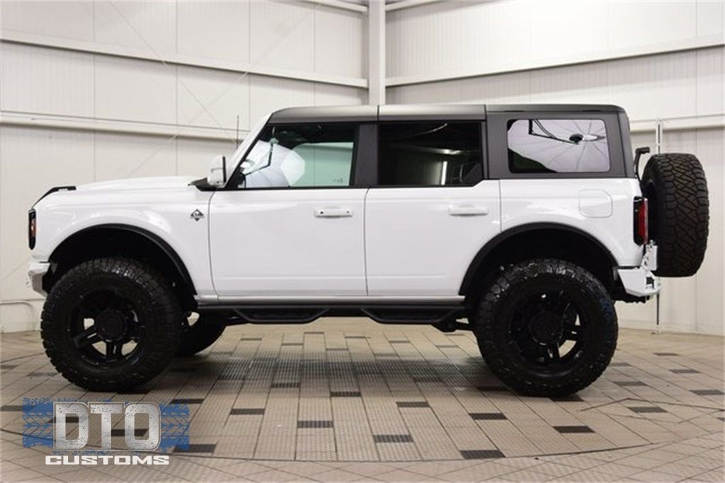 2025 Ford Bronco Outer Banks - 22874939 - 3