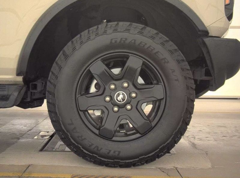 2025 Ford Bronco Outer Banks - 23043786 - 13