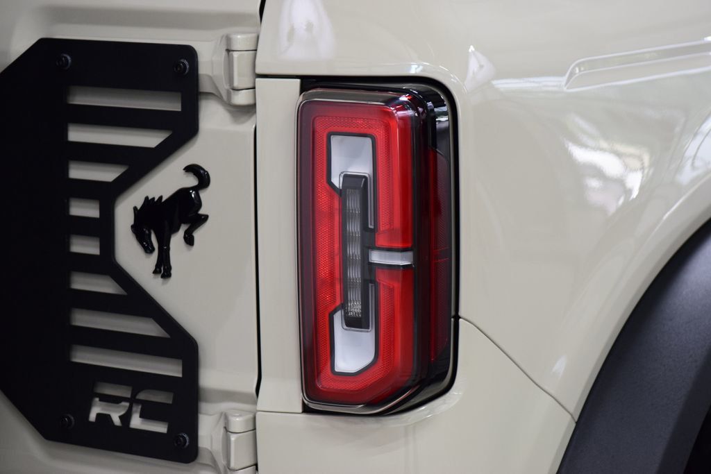 2025 Ford Bronco Outer Banks - 23043786 - 16