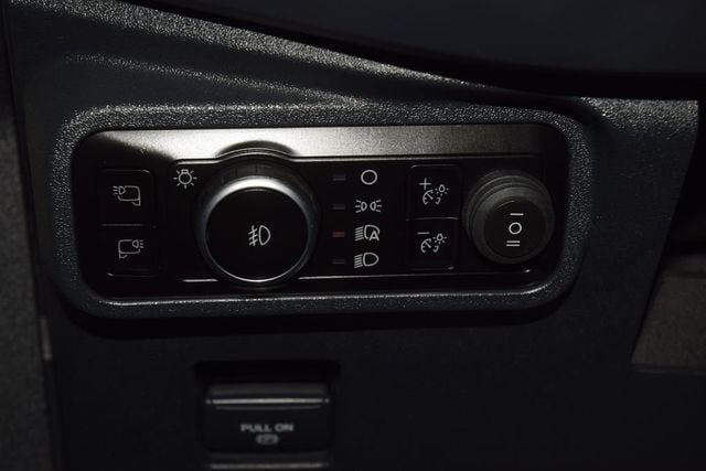 2025 Ford Bronco Outer Banks - 23043786 - 33