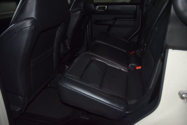 2025 Ford Bronco Outer Banks - 23043786 - 40