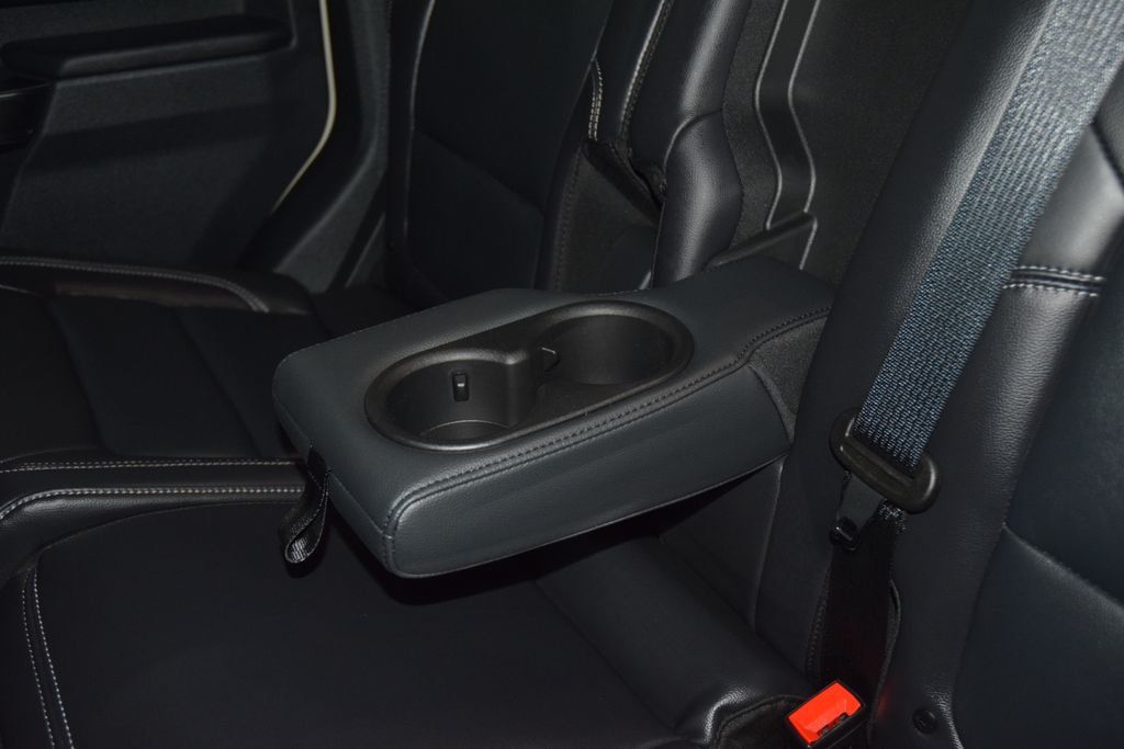 2025 Ford Bronco Outer Banks - 23043786 - 41