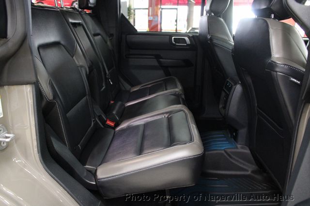 2025 Ford Bronco Outer Banks 4 Door 4x4 - 23017219 - 39