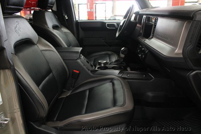 2025 Ford Bronco Outer Banks 4 Door 4x4 - 23017219 - 42