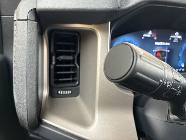 2025 Ford Bronco Outer Banks 4 Door 4x4 - 22950651 - 26