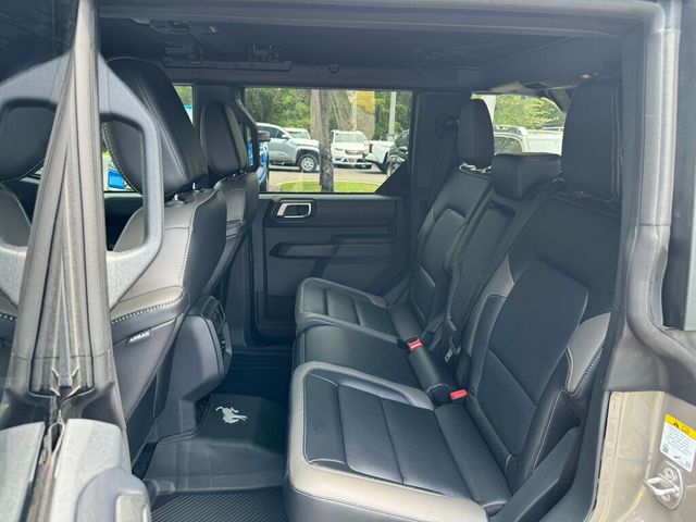 2025 Ford Bronco Outer Banks 4 Door 4x4 - 23034874 - 7
