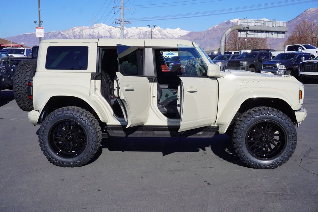 2025 Ford Bronco RAPTOR - 22966126 - 24