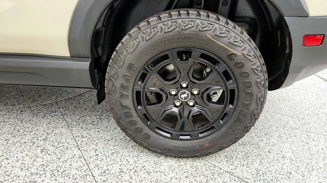2025 Ford Bronco Sport Badlands 4x4 w/ Sasquatch Badlands Pkg & Power Moonroof - 23028820 - 8