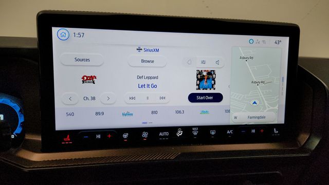 2025 Ford Bronco Sport Outer Banks 4x4 with Tech Package - 22953930 - 16