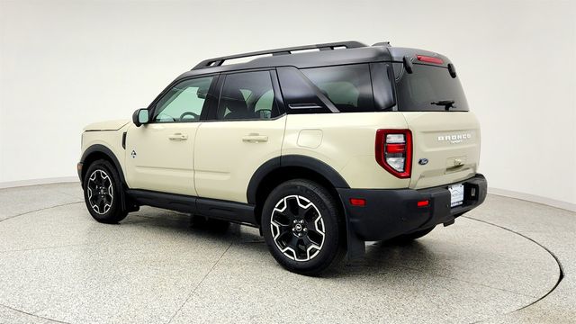 2025 Ford Bronco Sport Outer Banks 4x4 w/ Tech Package - 23022621 - 6