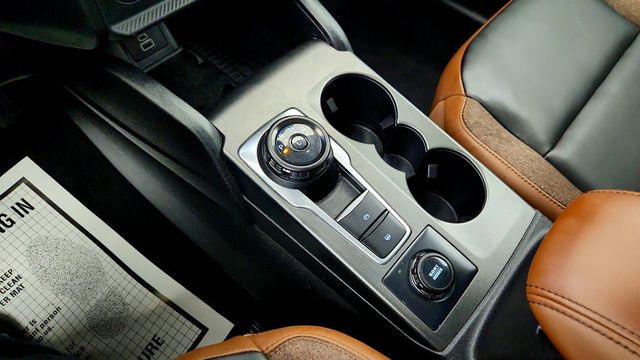 2025 Ford Bronco Sport Outer Banks 4x4 w/ Tech Package+ & Power Moonroof - 23009200 - 16