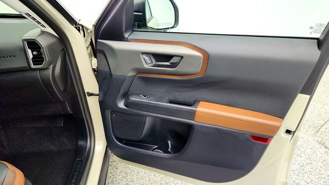 2025 Ford Bronco Sport Outer Banks 4x4 w/ Tech Package+ & Power Moonroof - 23009200 - 26