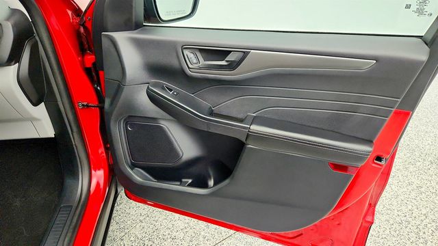 2025 Ford Escape Active with Cold Weather Package - 22962905 - 22