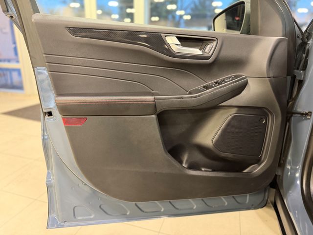 2025 Ford Escape ST-Line AWD - 23073899 - 17