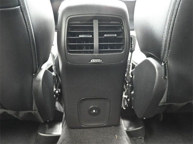 2025 Ford Escape ST-Line photo 12