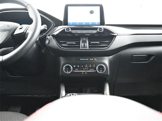 2025 Ford Escape ST-Line photo 15