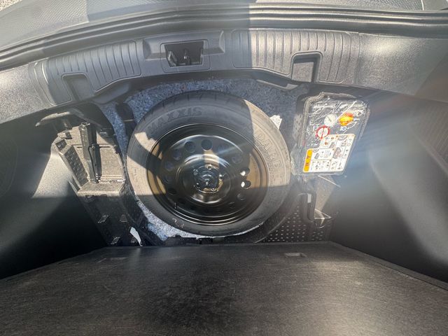 2025 Ford Escape ST-Line Select - 23059386 - 29