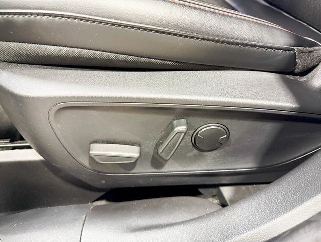 2025 Ford Escape ST-Line Select AWD - 22931537 - 25