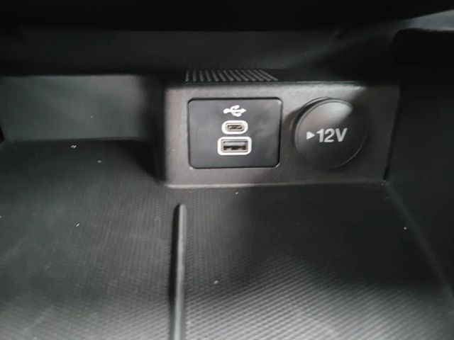 2025 Ford Escape ST-Line Select Sport Utility 4D - 22969471 - 19