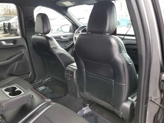 2025 Ford Escape ST-Line Select Sport Utility 4D - 22969471 - 25