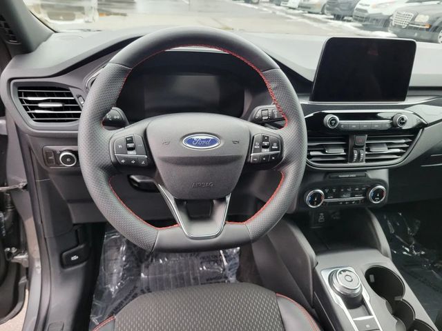 2025 Ford Escape ST-Line Select Sport Utility 4D - 22969471 - 5