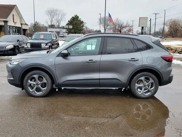2025 Ford Escape ST-Line Select Sport Utility 4D - 22969471 - 6