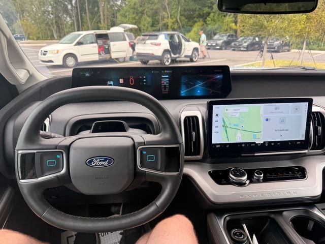 2025 Ford Expedition 4WD ACTIVE WITH 202A PACKAGE ($4,215 VALUE - 23061396 - 1