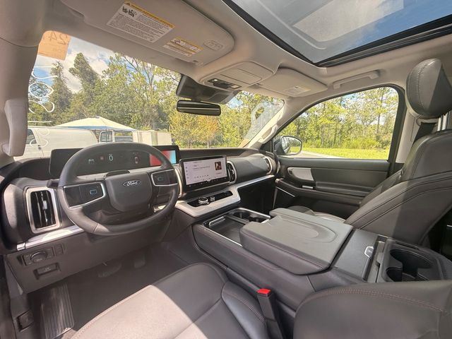 2025 Ford Expedition 4WD ACTIVE WITH 202A PACKAGE ($4,215 VALUE - 23065996 - 14