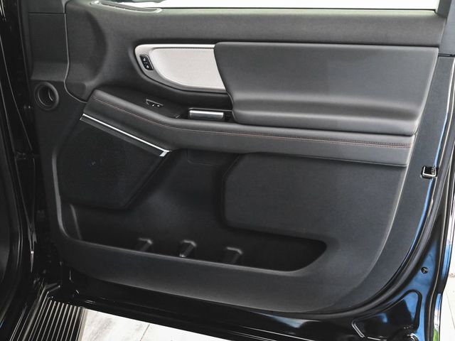 2025 Ford Expedition Active - 23037981 - 9