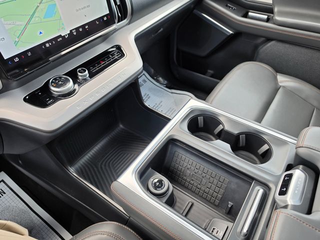 2025 Ford Expedition Active 4x4 - 23018906 - 10