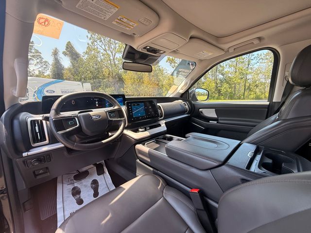 2025 Ford Expedition Active 4x4 - 23068555 - 14