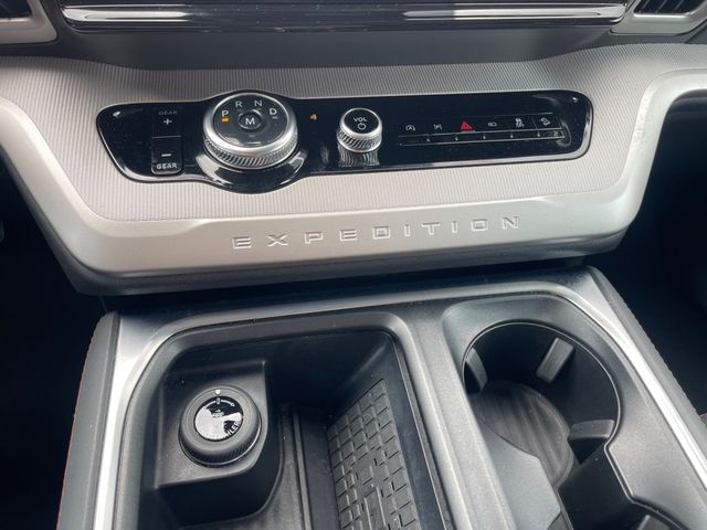 2025 FORD EXPEDITION ACTIVE W/ MULTIPLE PACKAGES ($4,810 VALUE!!) - 23093539 - 19