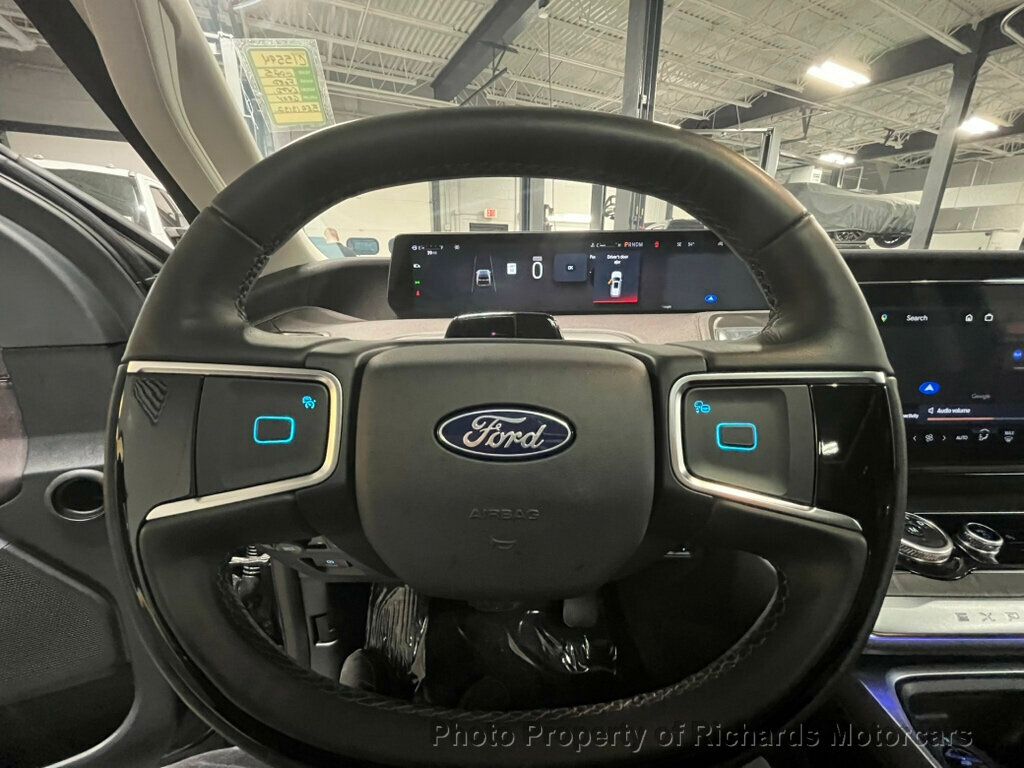 2025 Ford Expedition Platinum 4x4 - 22939214 - 28