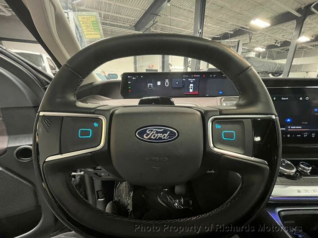 2025 Ford Expedition Platinum 4x4 - 22939214 - 28